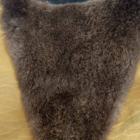 Genuine leather / fur trim crossbody - Picture 3 of 11